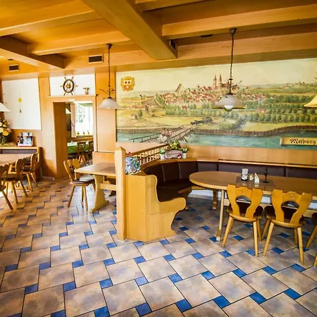 Hotel Zur Laend Moosburg an der Isar