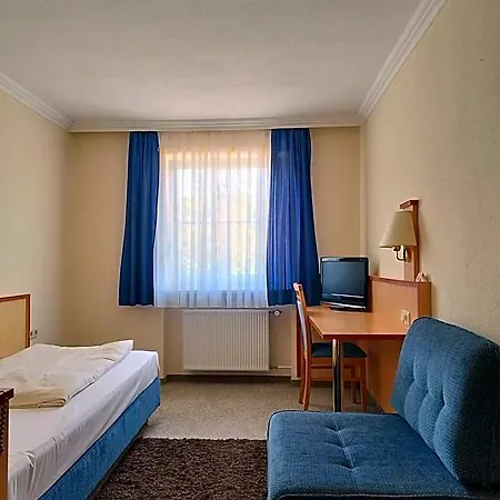 Zur Länd Hotel Moosburg an der Isar