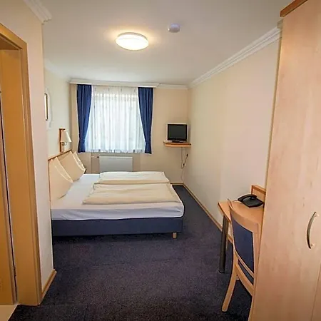 Szálloda Zur Laend 5*